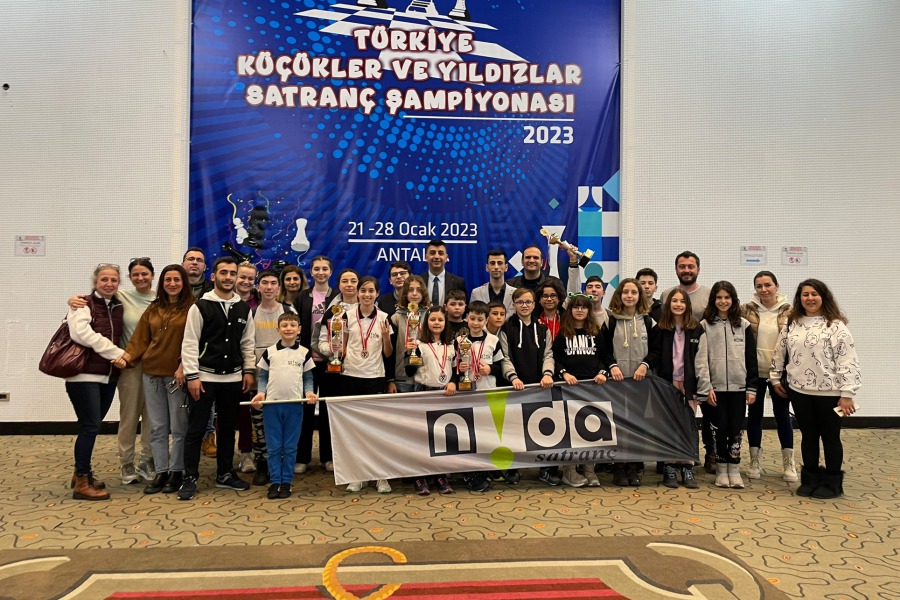 2023 Türkiye Yaş Grupları Şampiyonası Dört Kupa ile Eve Döndük Nida Satranç Ailesi